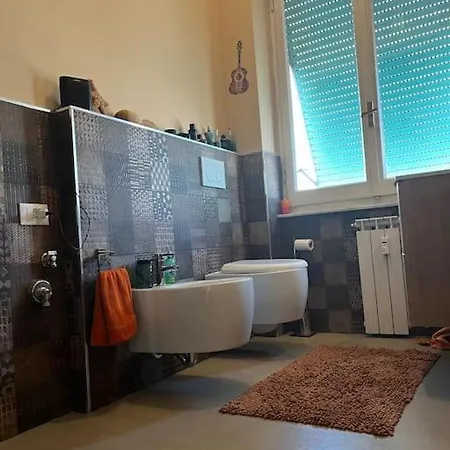 Rent House Viale Italia 221 - Partenza Battelli 5 Terre *