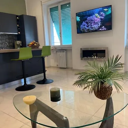 Rent House Viale Italia 221 - Partenza Battelli 5 Terre