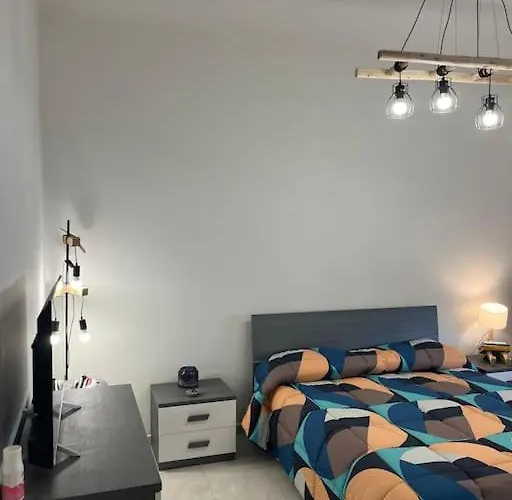 Orizzonte 5 Terre, Viale Italia 221 - Partenza Battelli 5 Terre * La Spezia